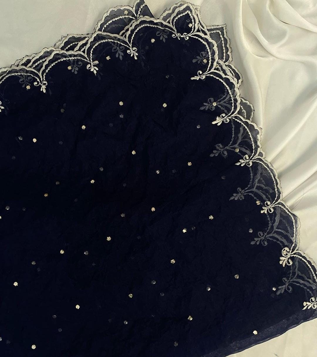 Mukaish organza dupatta