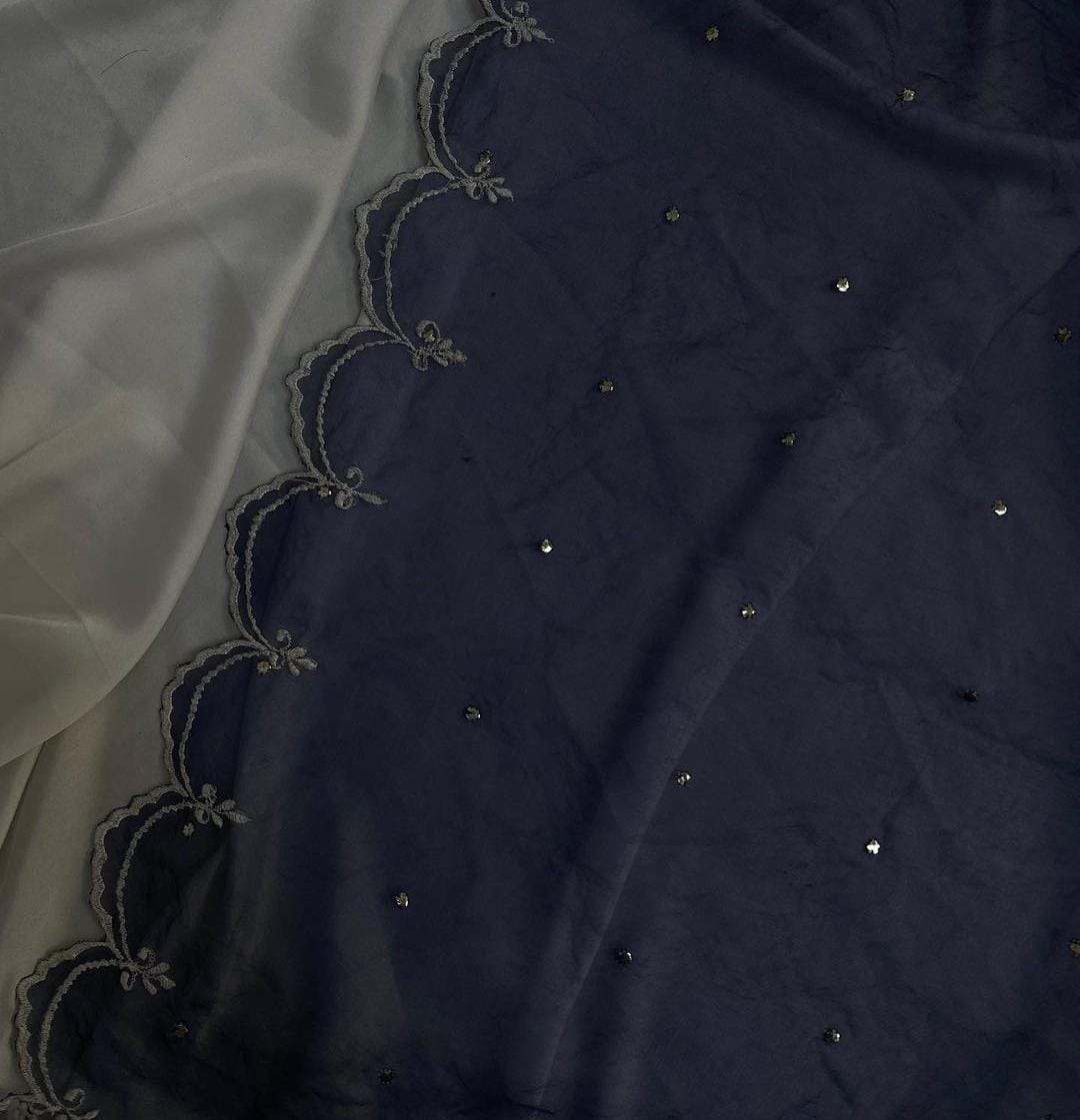 Mukaish organza dupatta